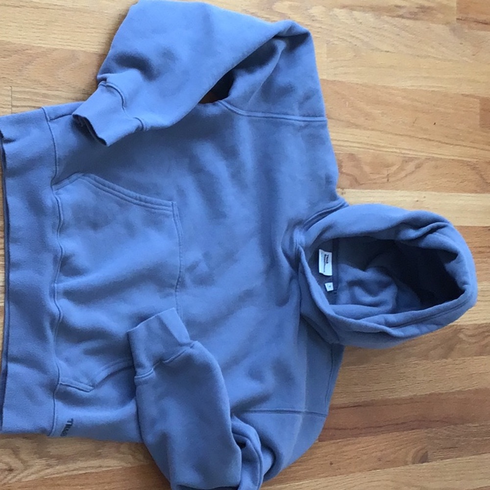 Aritzia / TNA